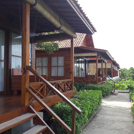 Marind Dive Eco Resort Waha Exterior foto